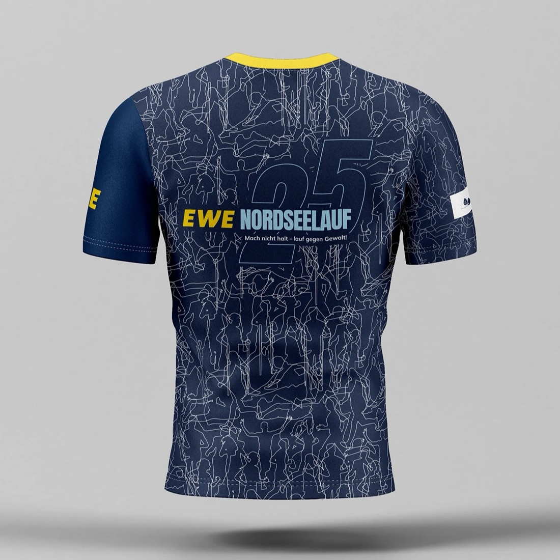 Funktions-Shirt 2027, Rückseite: Muster aus gezeichneten Läufern und Walkern, darauf das Jubiläumslogo mit der 25 und dem Claim „Mach nicht halt – lauf gegen Gewalt!“